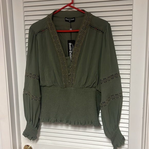 Scarlet Darkness Women's Renaissance Peasant Blouse V Neck Lantern Sleeve NWT - Picture 8 of 12